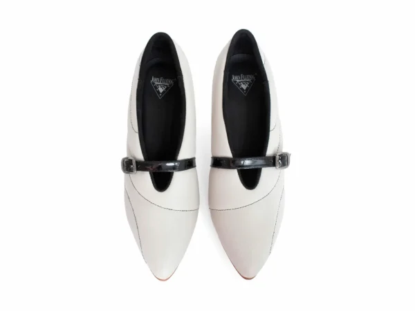 Women's^Fluevog Shoes Kit | Minimalistic Padded Pump Beige Quilted